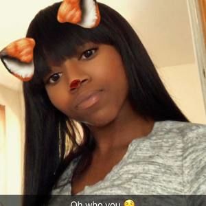 Meet your Posher, Ebony